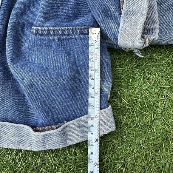 Vintage Y2K Arizona Shorts Size 11 High Rise Button Fly Mom Jean Rolled Hem - Picture 10 of 10